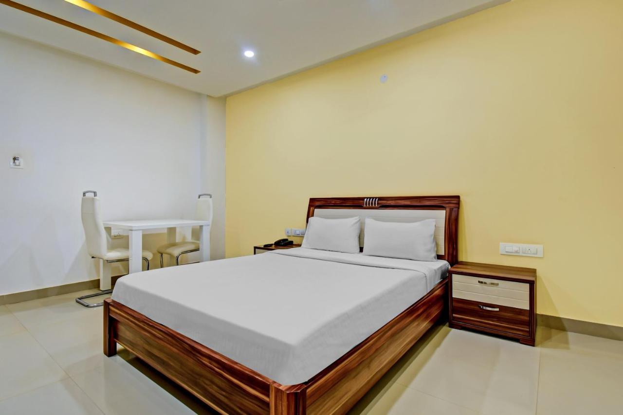 Rashi Comforts By Coastal Dine Hotel Dobbaspet Kültér fotó